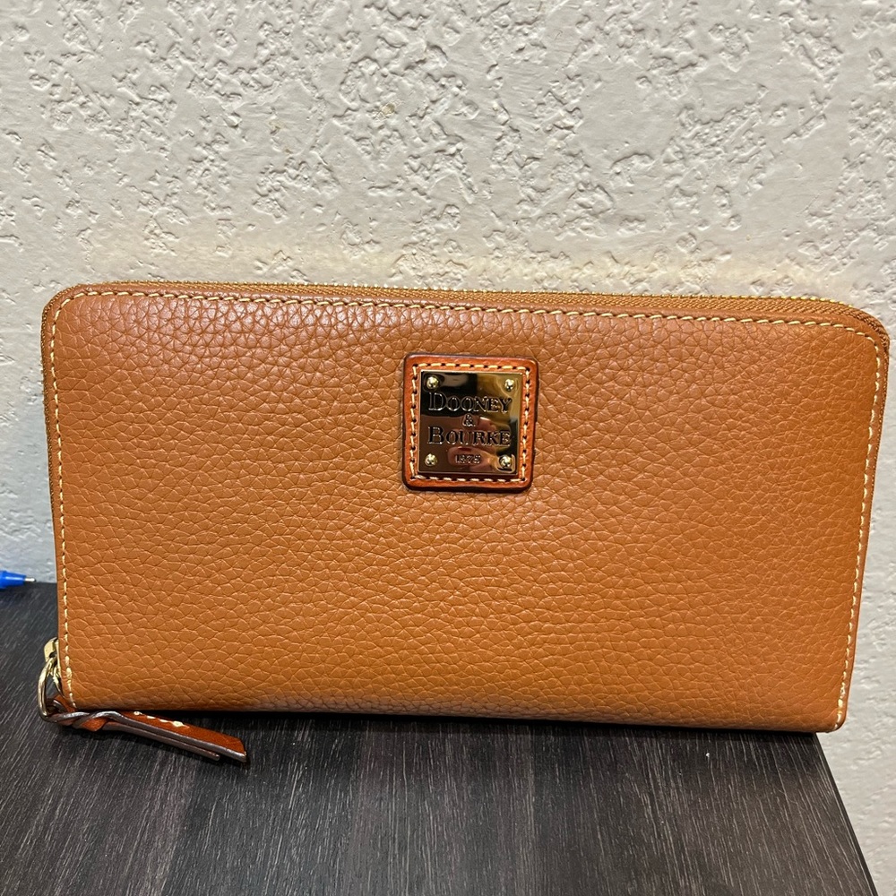 Dooney & Bourke Wallet